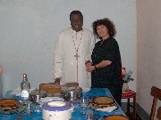 Il Vescovo Agapiti Ndorobo e Valeria Falchetti